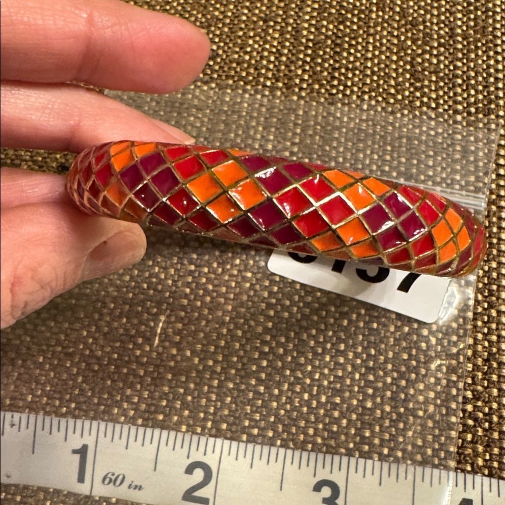 3157-Sequin Enamel Bracelet